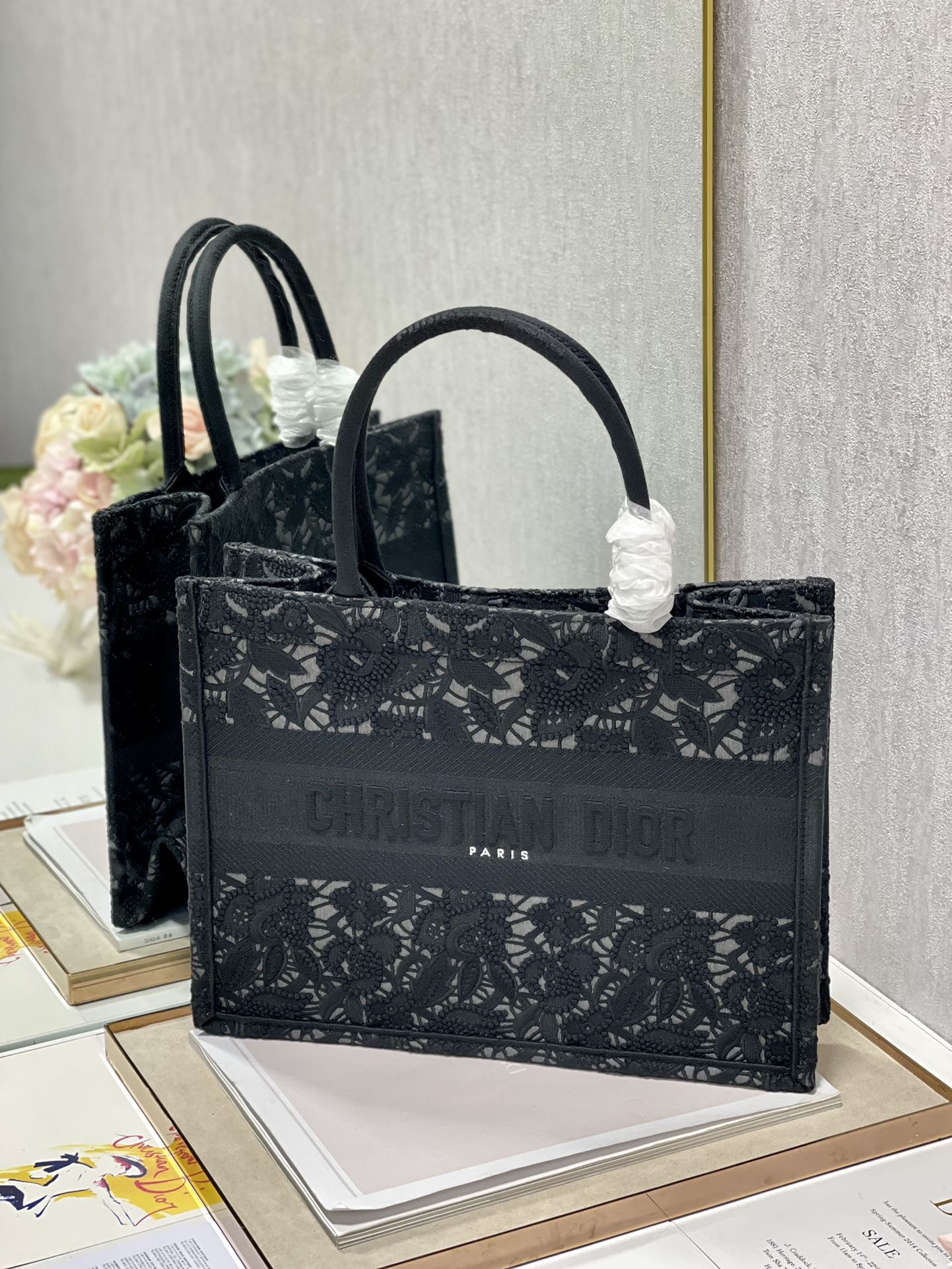 D*or small book tote-36*28cm