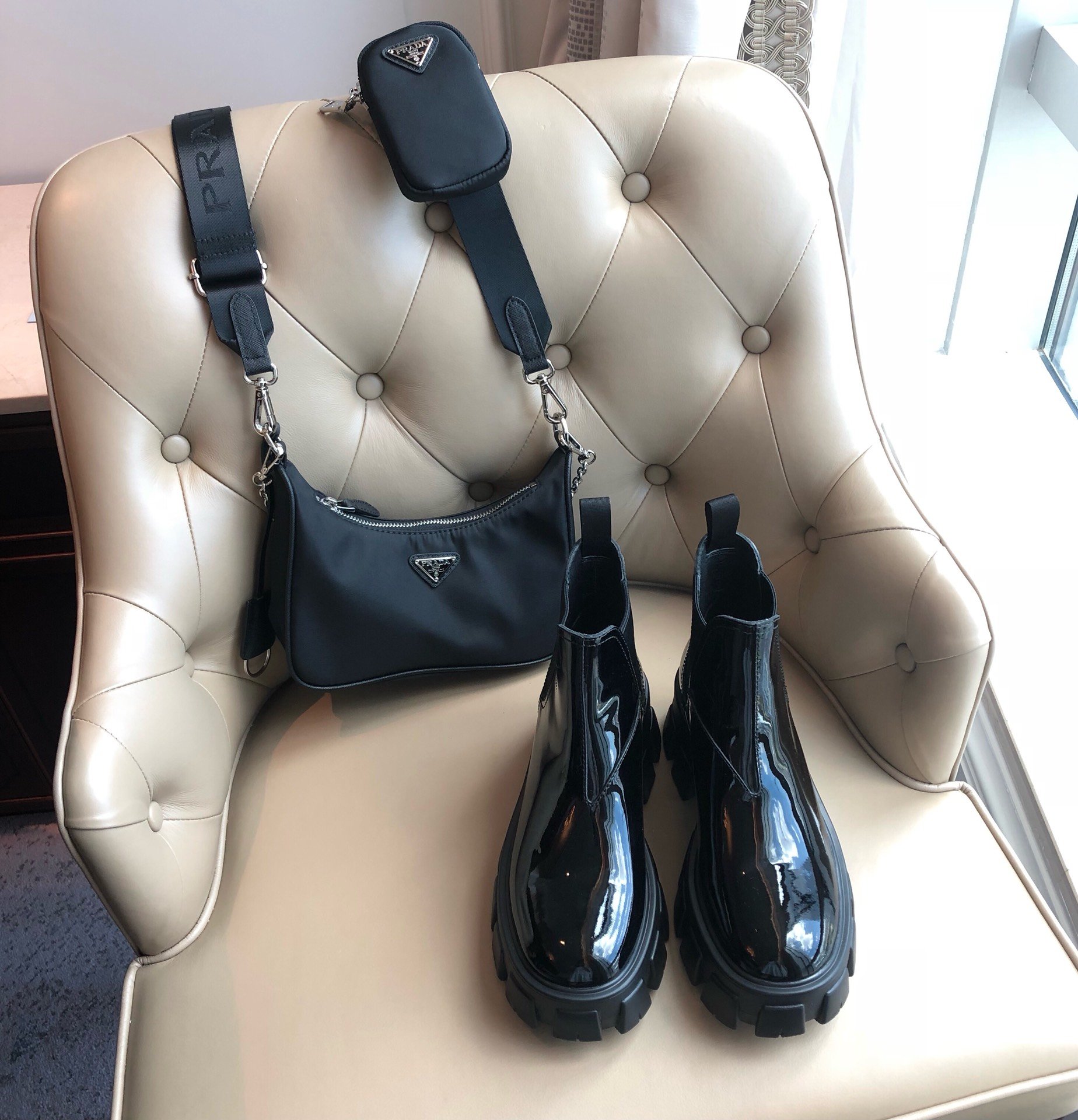 Pra*a 2020ss boots