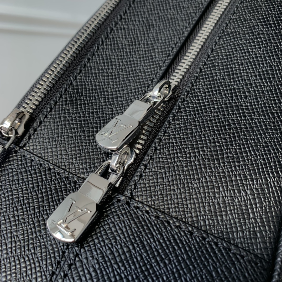 l0*is V*t0n adrian m30857 backpack-31*39*14cm