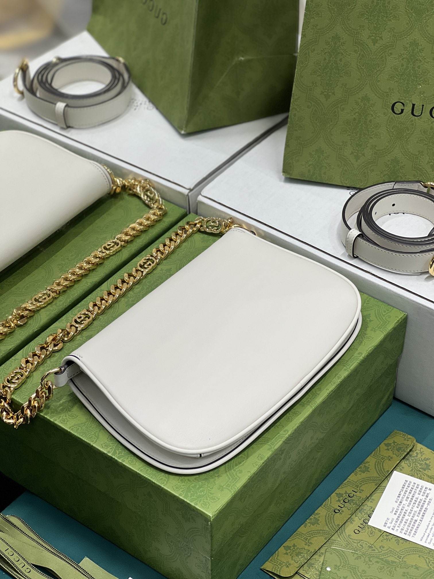 G*u*i blondie shoulder bag-28*16*4cm