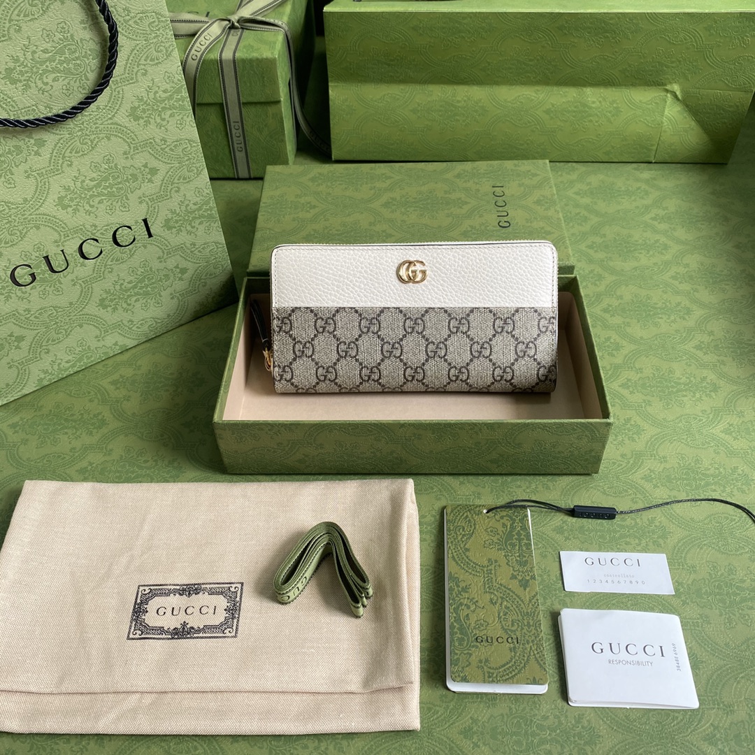 G*u*i wallet-19*10*2cm