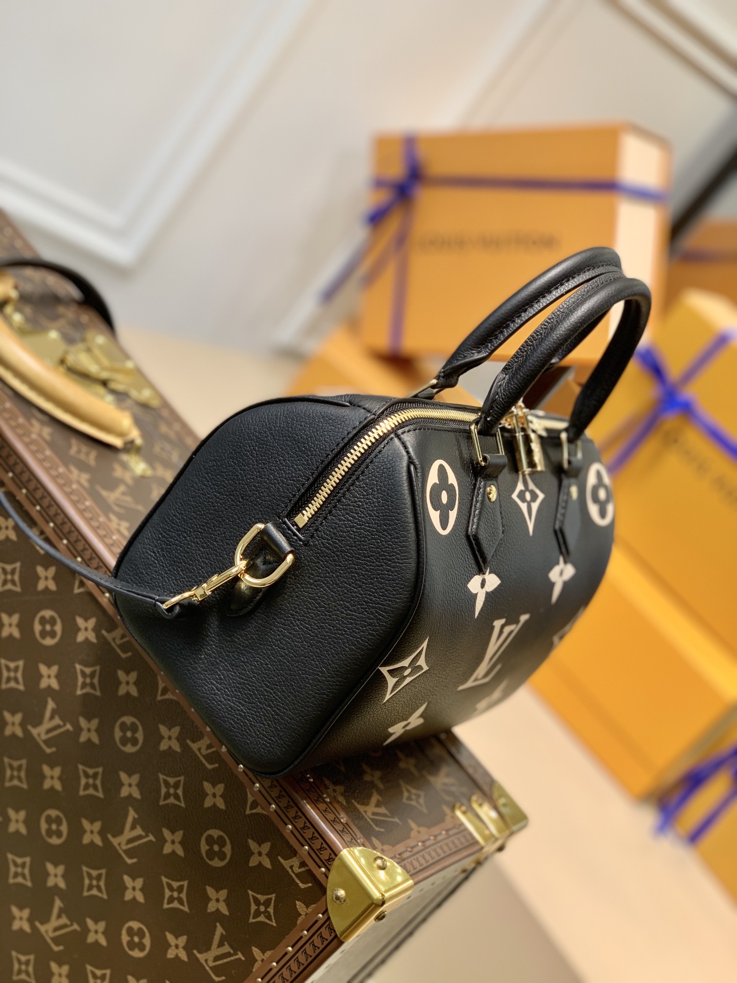 l0*is V*t0n wild at heart speedy bandoulière 25-25*19*15cm