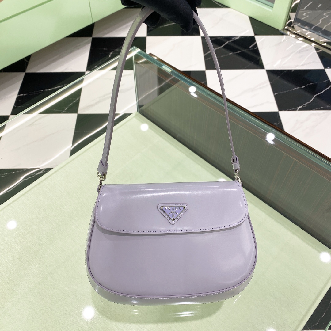 Pra*a cleo handbags-patent leather30x18.5x4cm