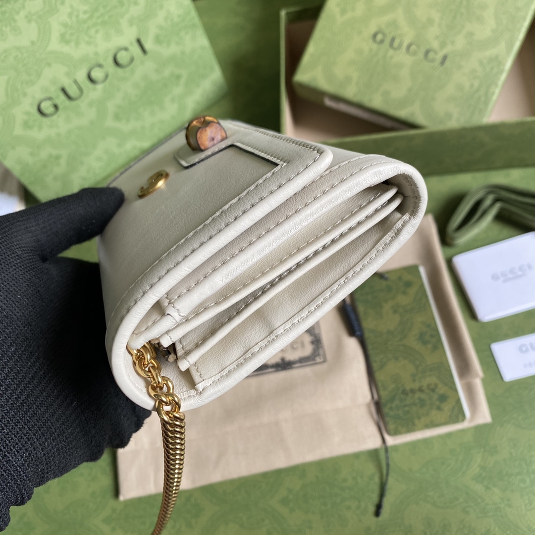 G*u*i chain bag-19*10*3.5cm