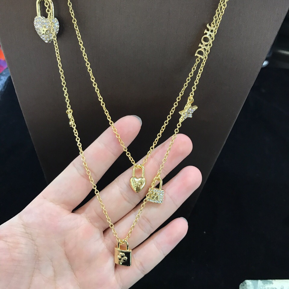 D*or necklace