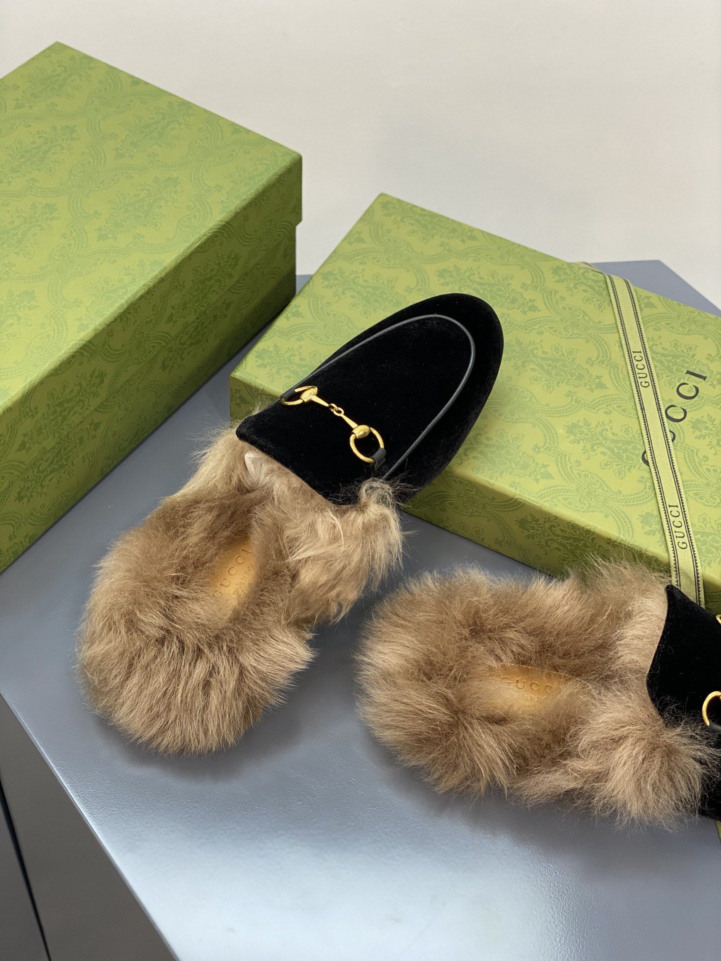 G*u*i loafers