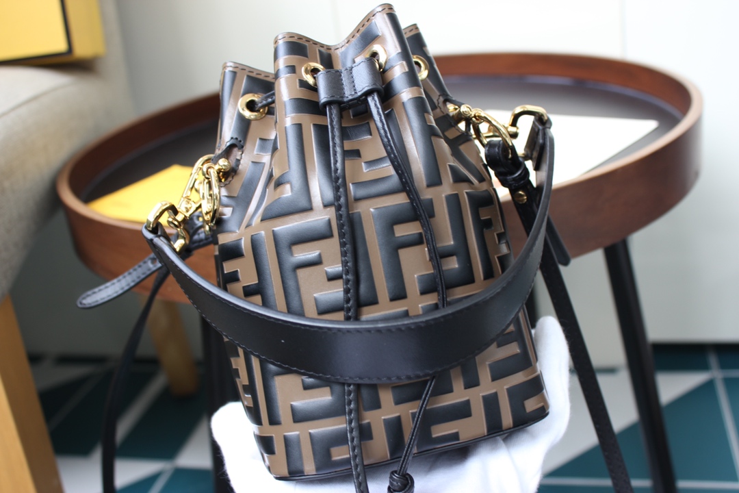 F**di mini mon tresor bag -18*12*10cm