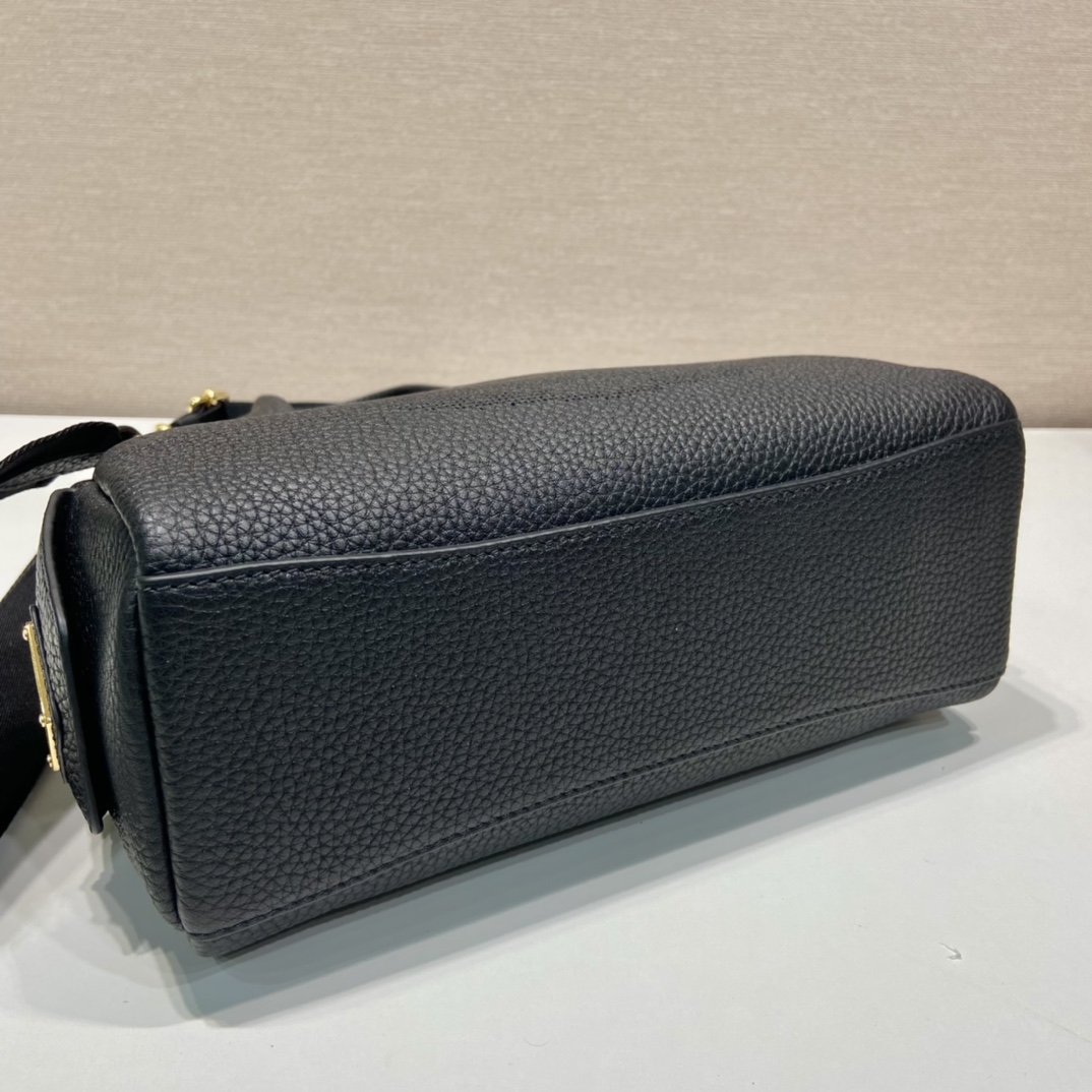 Pra*a 1bh078 handlebags-25*16*10cm