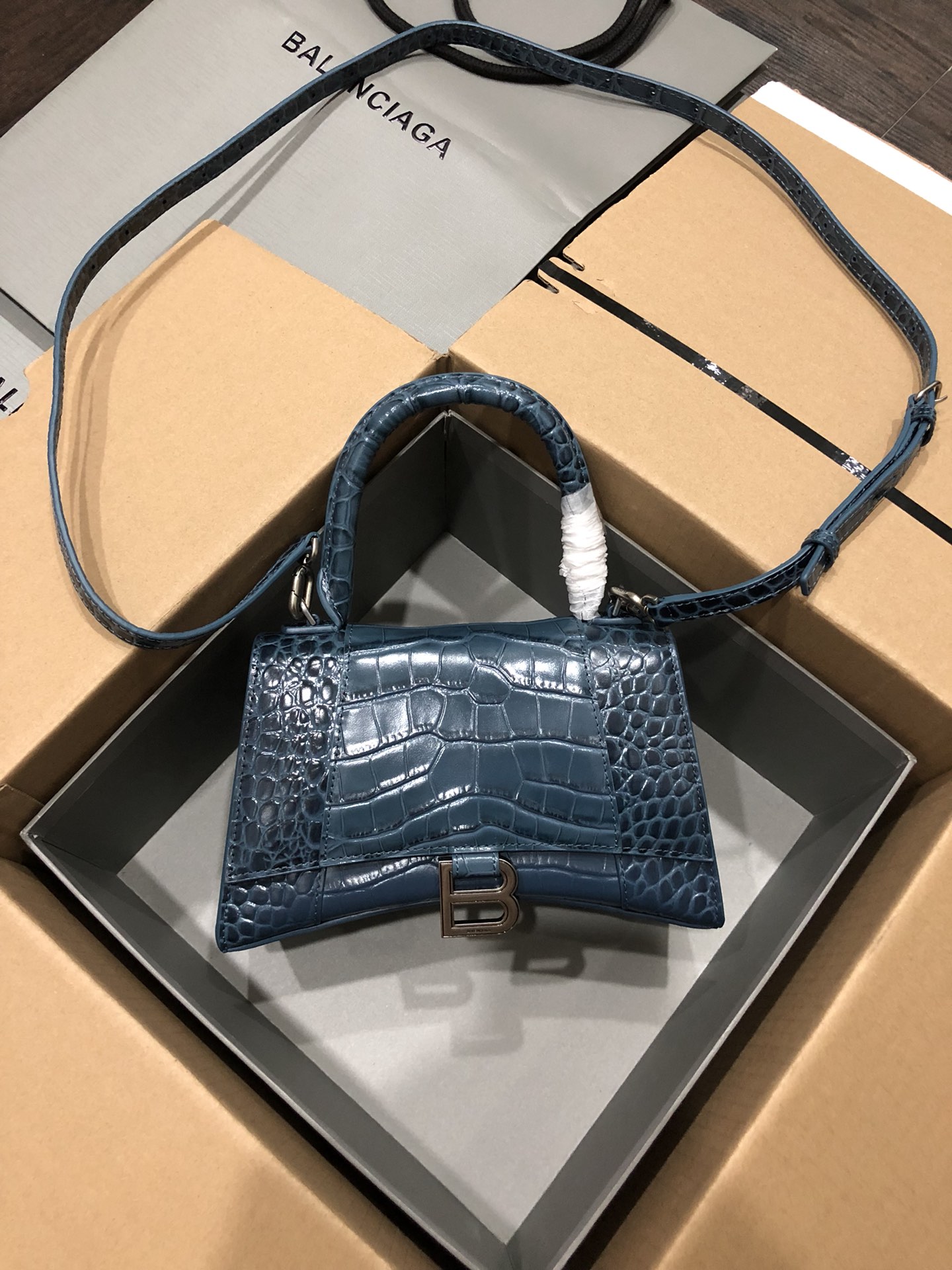 Ba*len*cia*ga hourglass bag-23x10x24cm