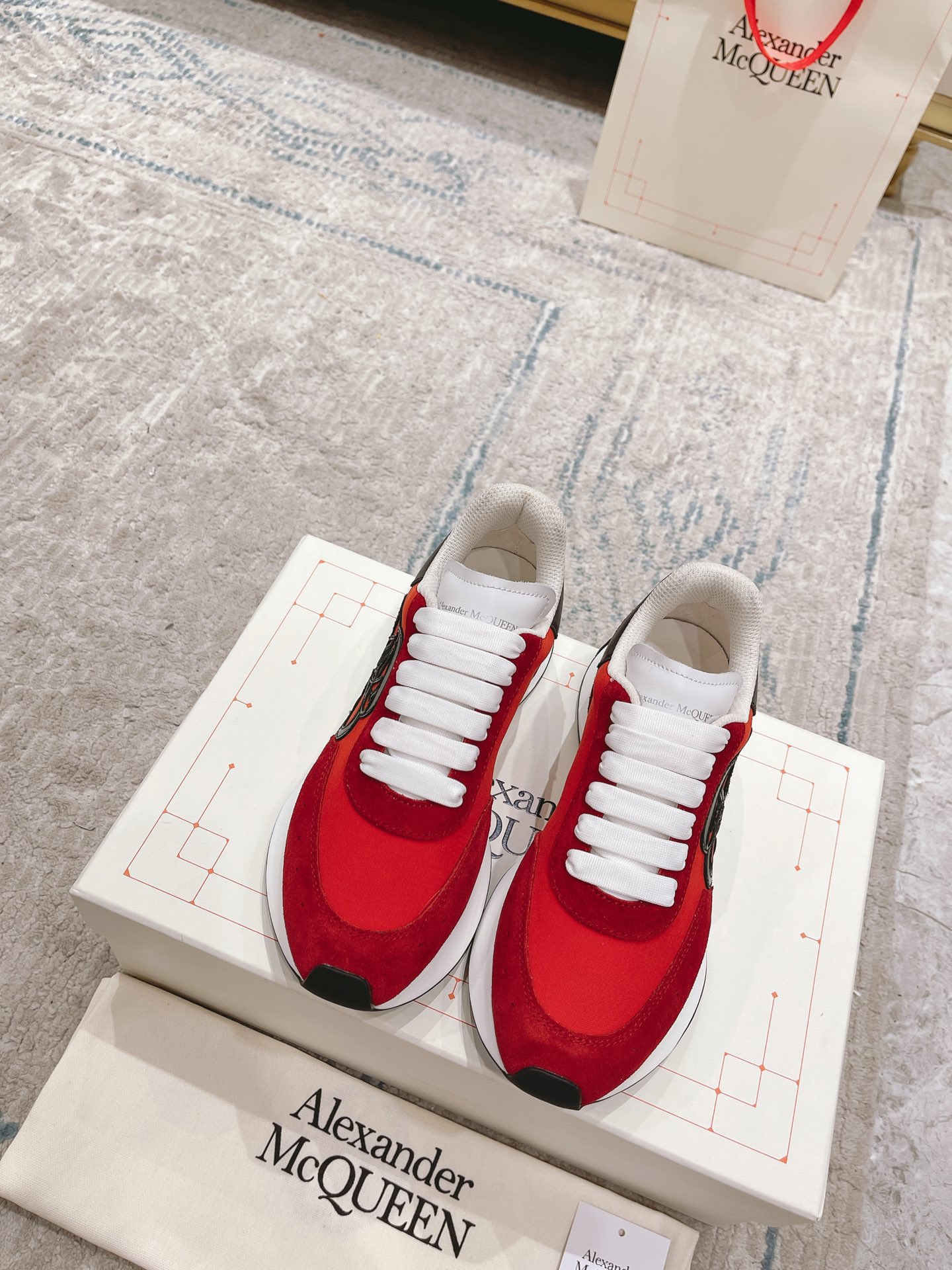 A1exa*der m*q*en sports shoes
