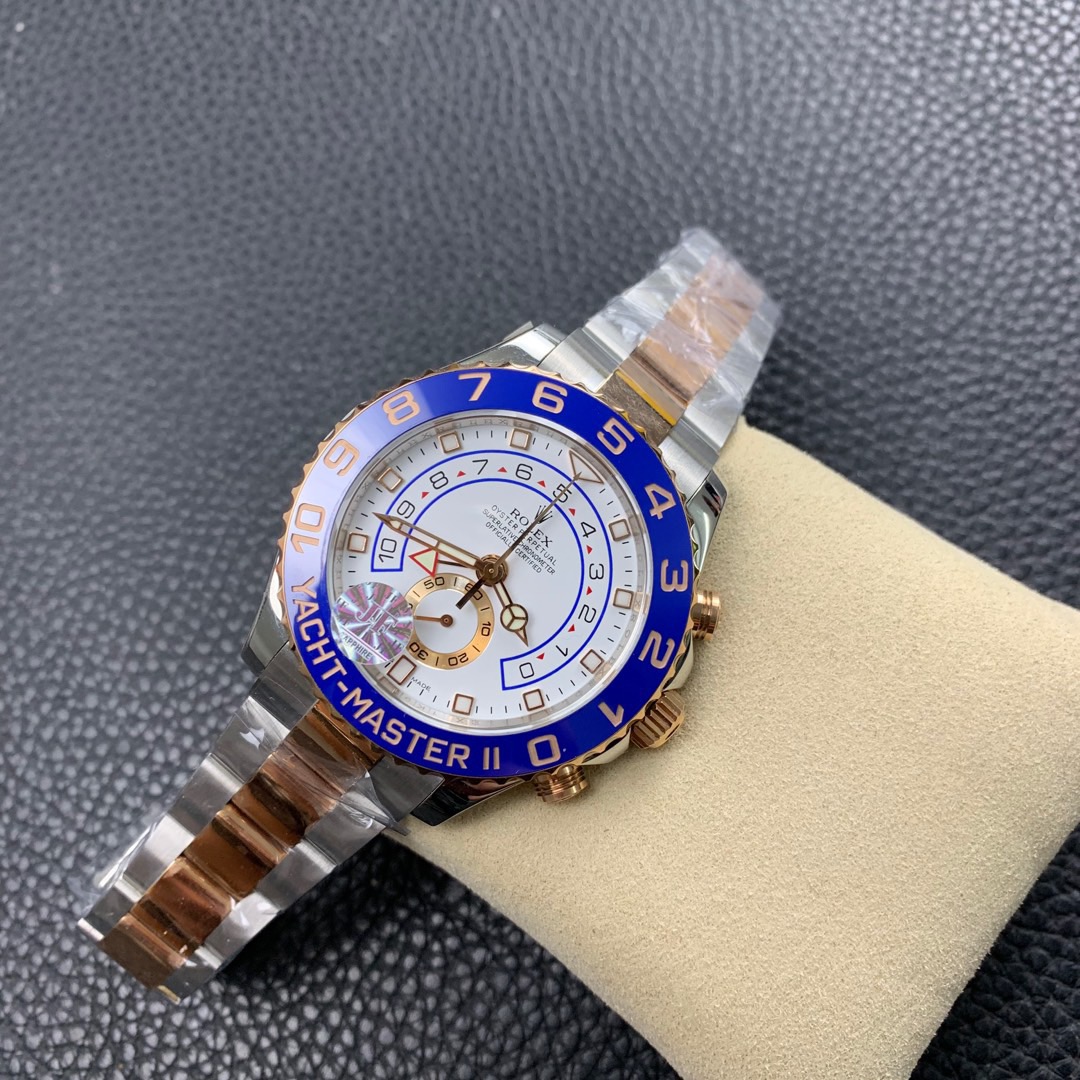R*l*x watch