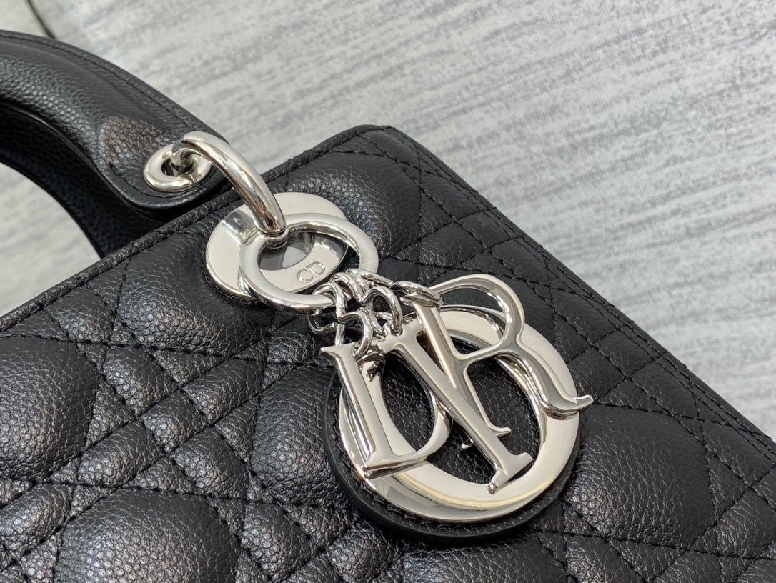lady D*or handle bag-24cm