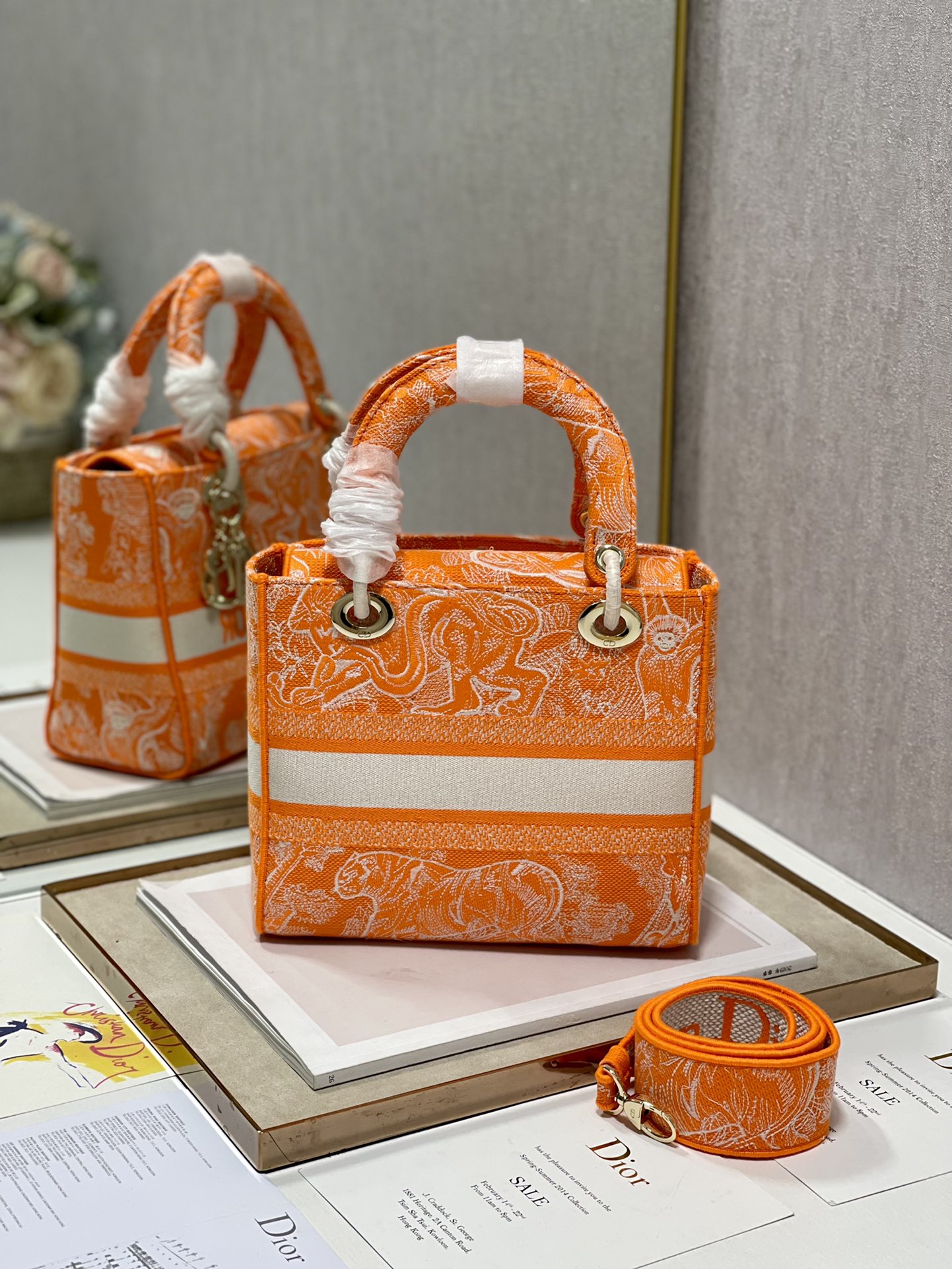 lady D*or handle bag-24cm