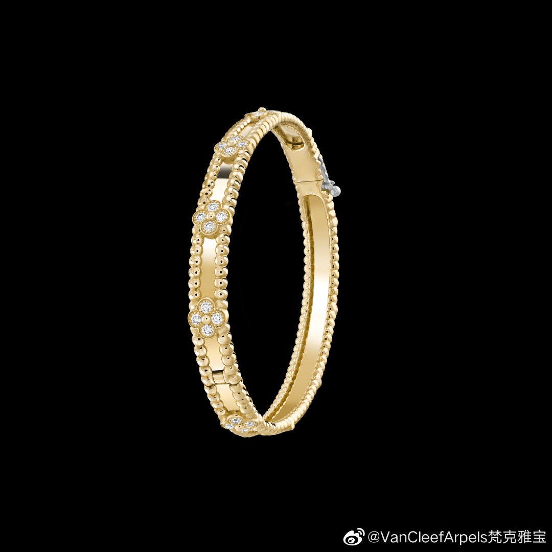 VCA Bracelet