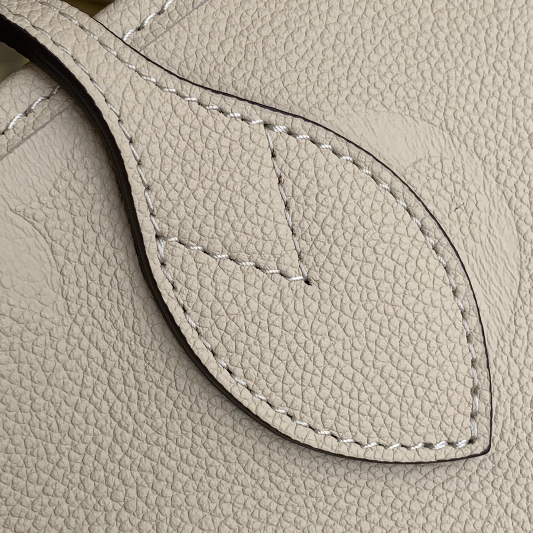 l0*is V*t0n neverfull mm-32*29*17cm