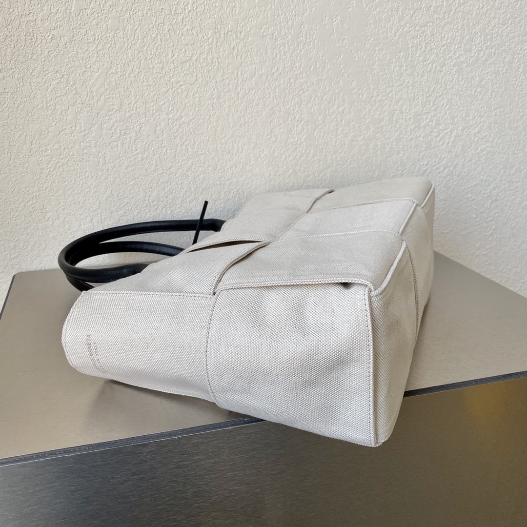 b0tte*a Ven*tatote-41×27×14cm