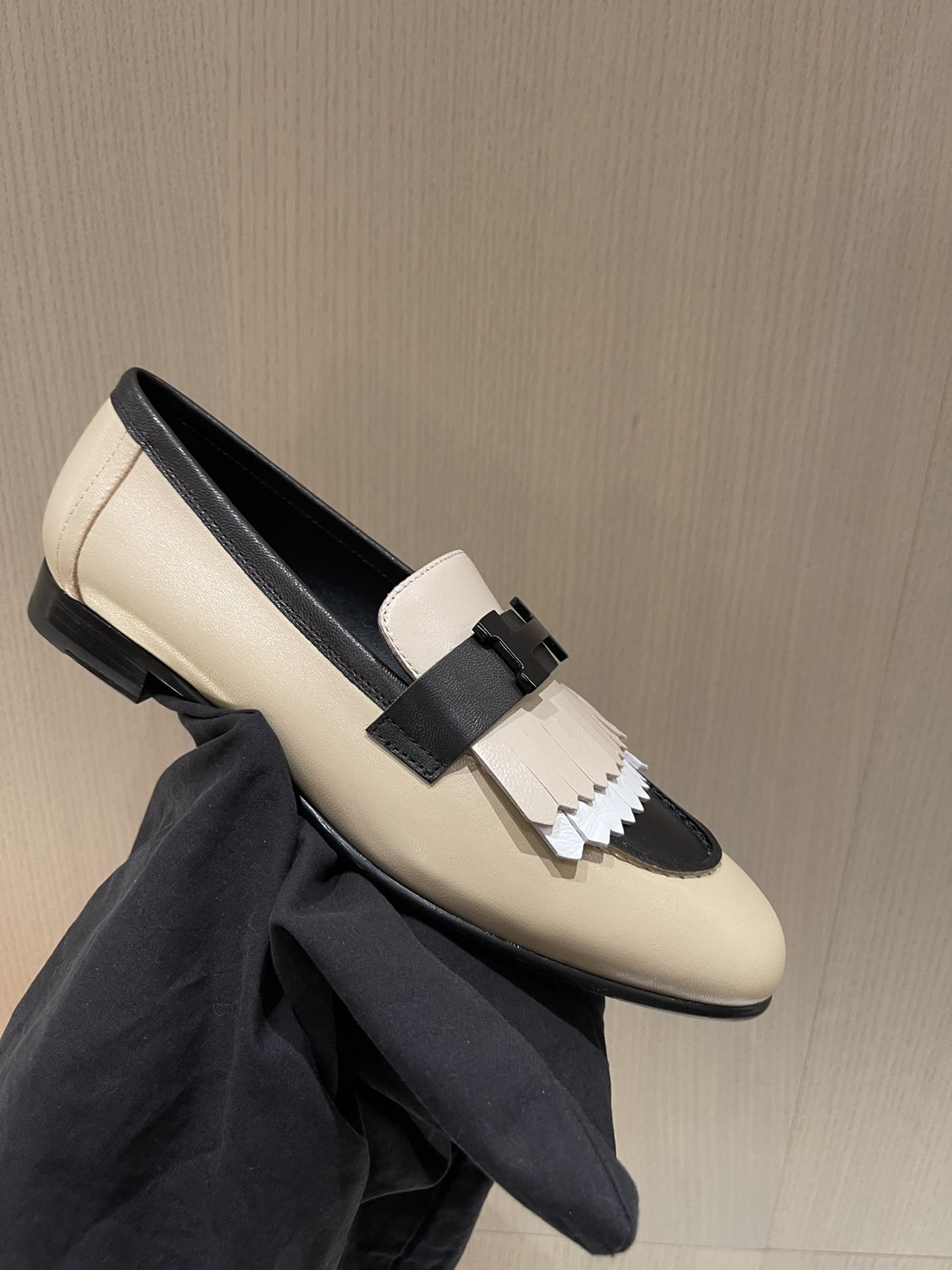 H**mes loafers(eu35-eu40)