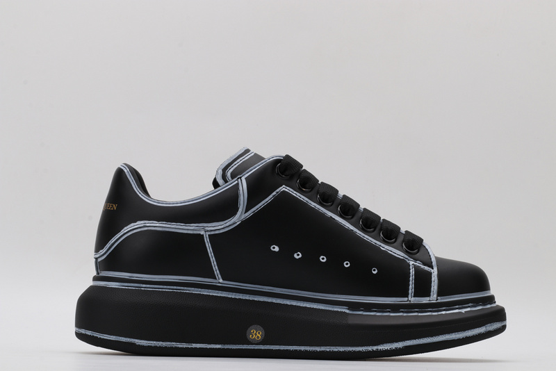 A1exa*der m*q*en sports shoes