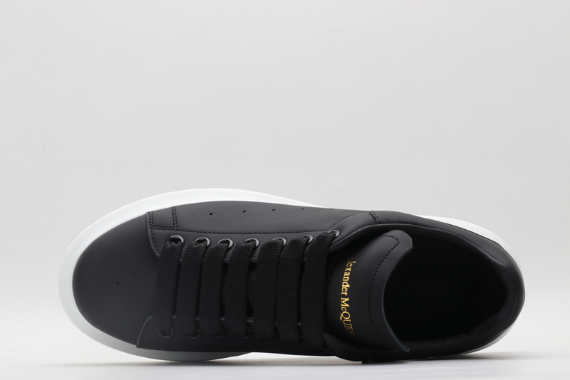 A1exa*der m*q*en sports shoes