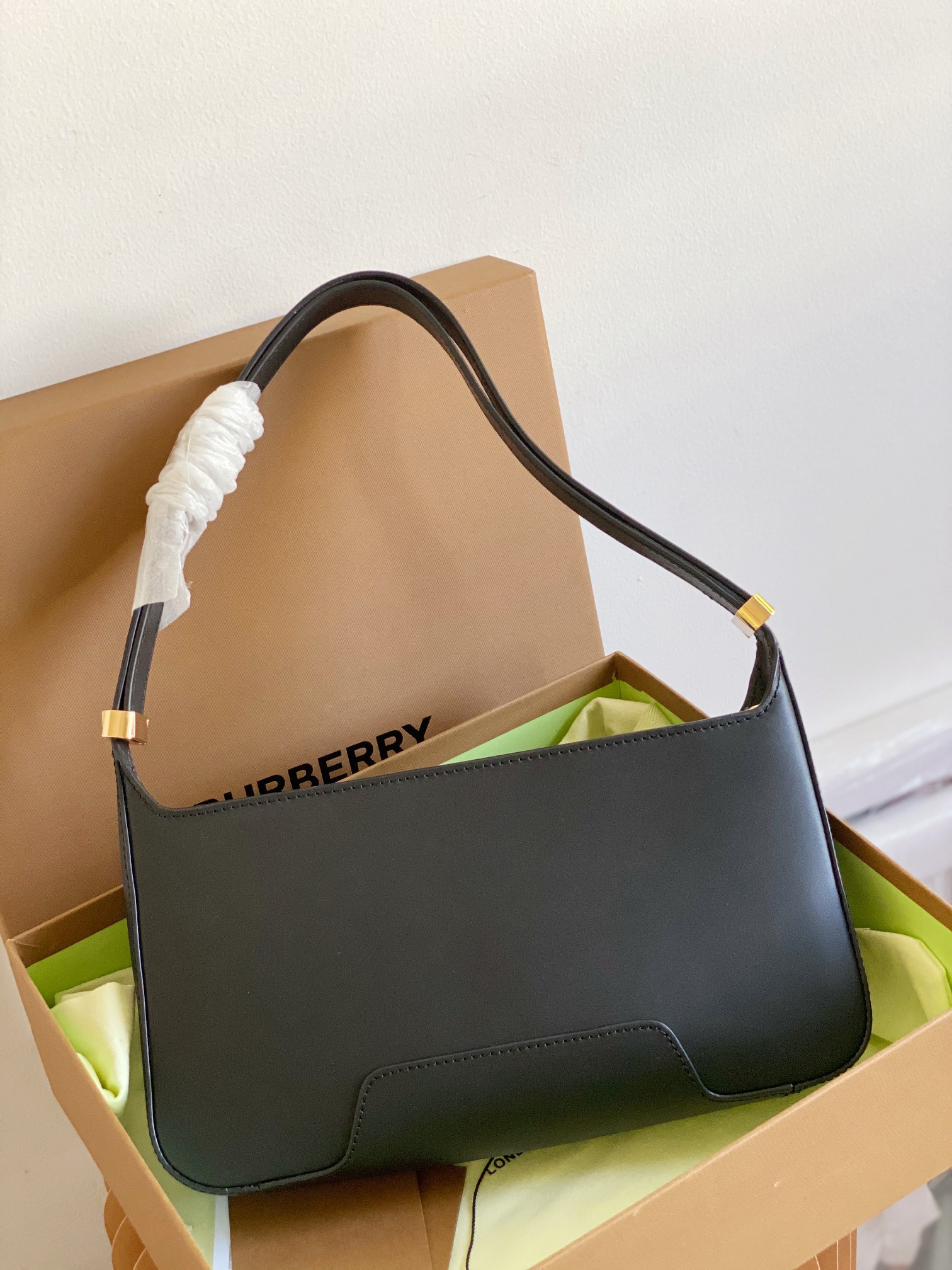 B**rry thomas B**rry bag-28 x 5 x 14cm