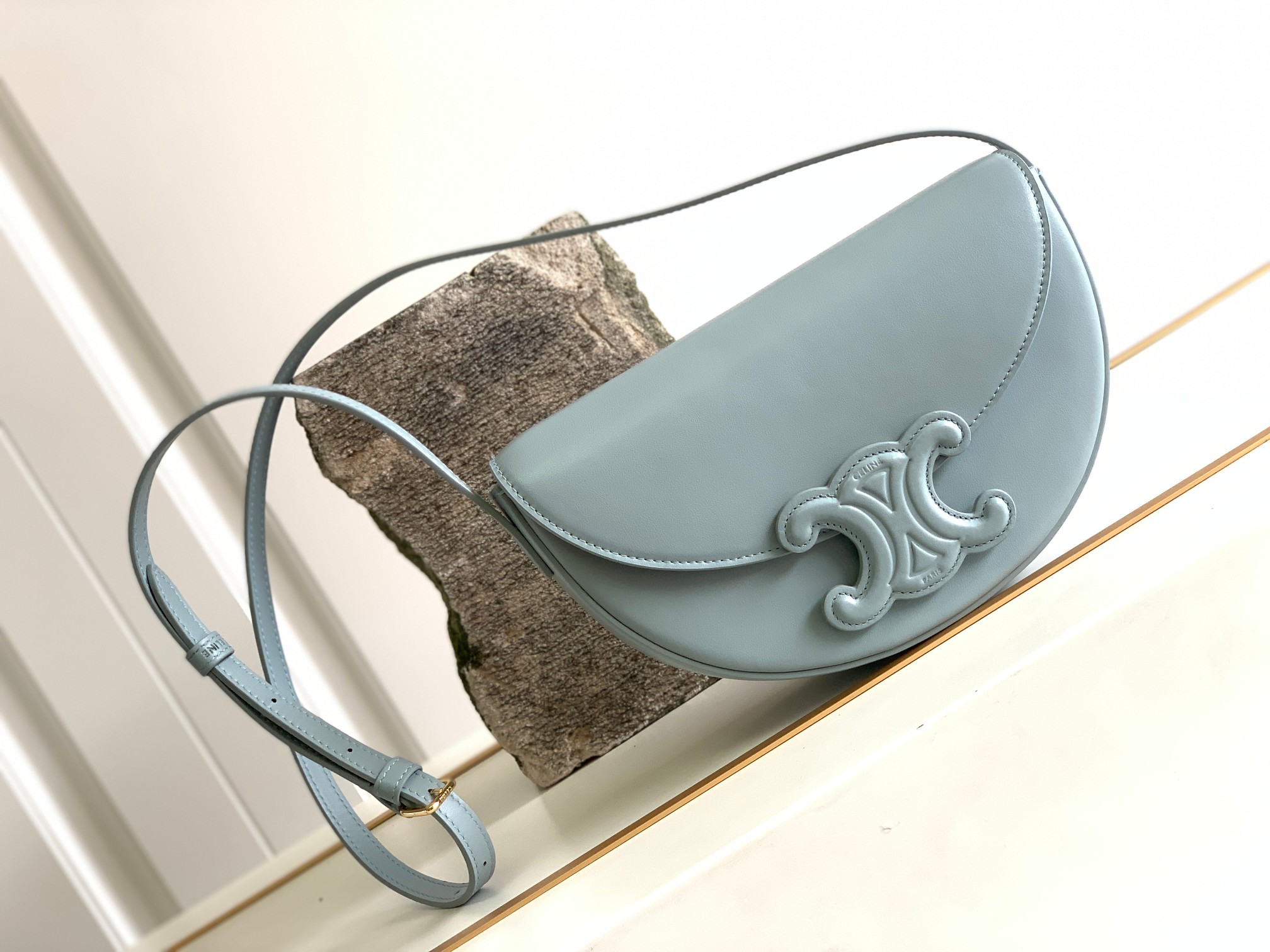 Ce**e besace triomphe bag-23*13.5**6cm