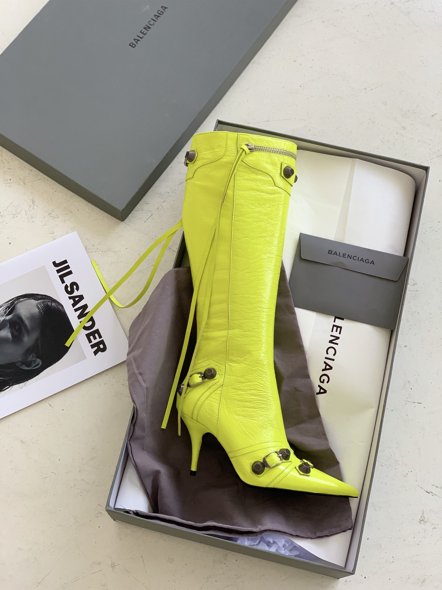 Ba*len*cia*ga boots