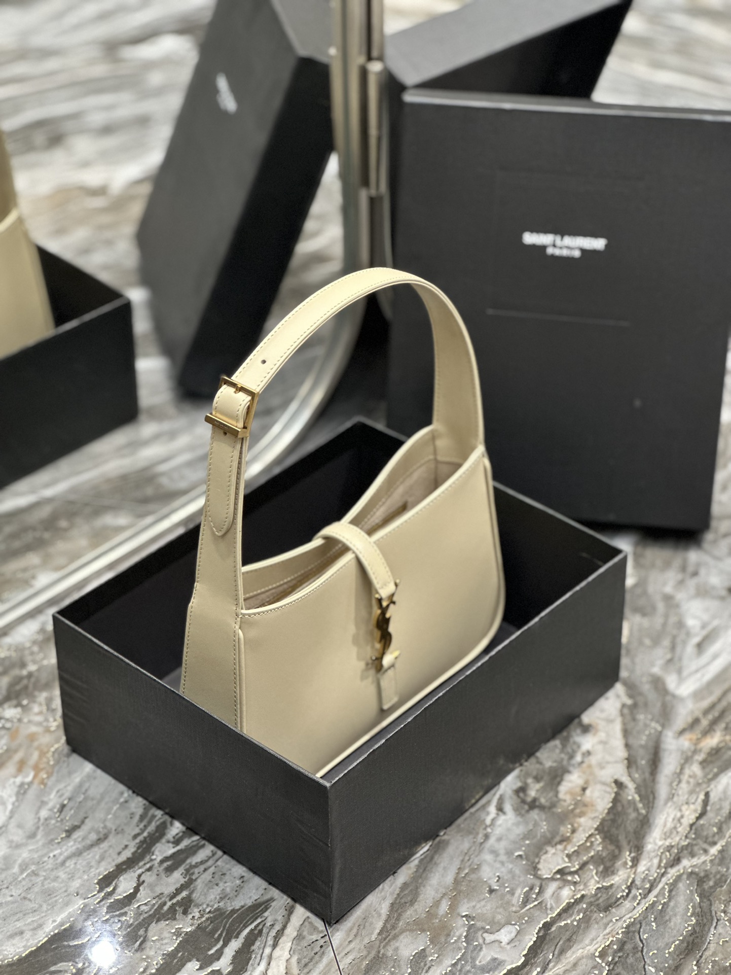 Y*L le5a7 vintage bag-25x14x10cm