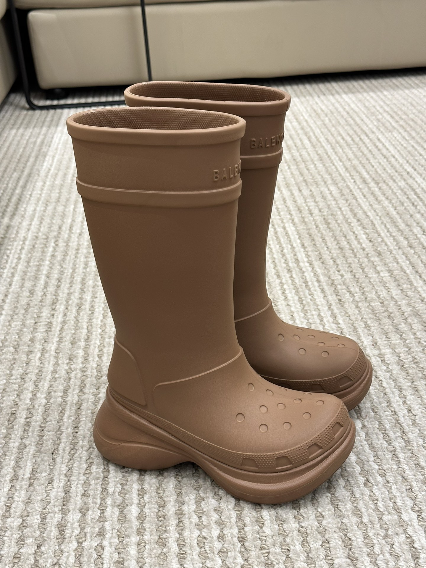 Ba*len*cia*ga boots