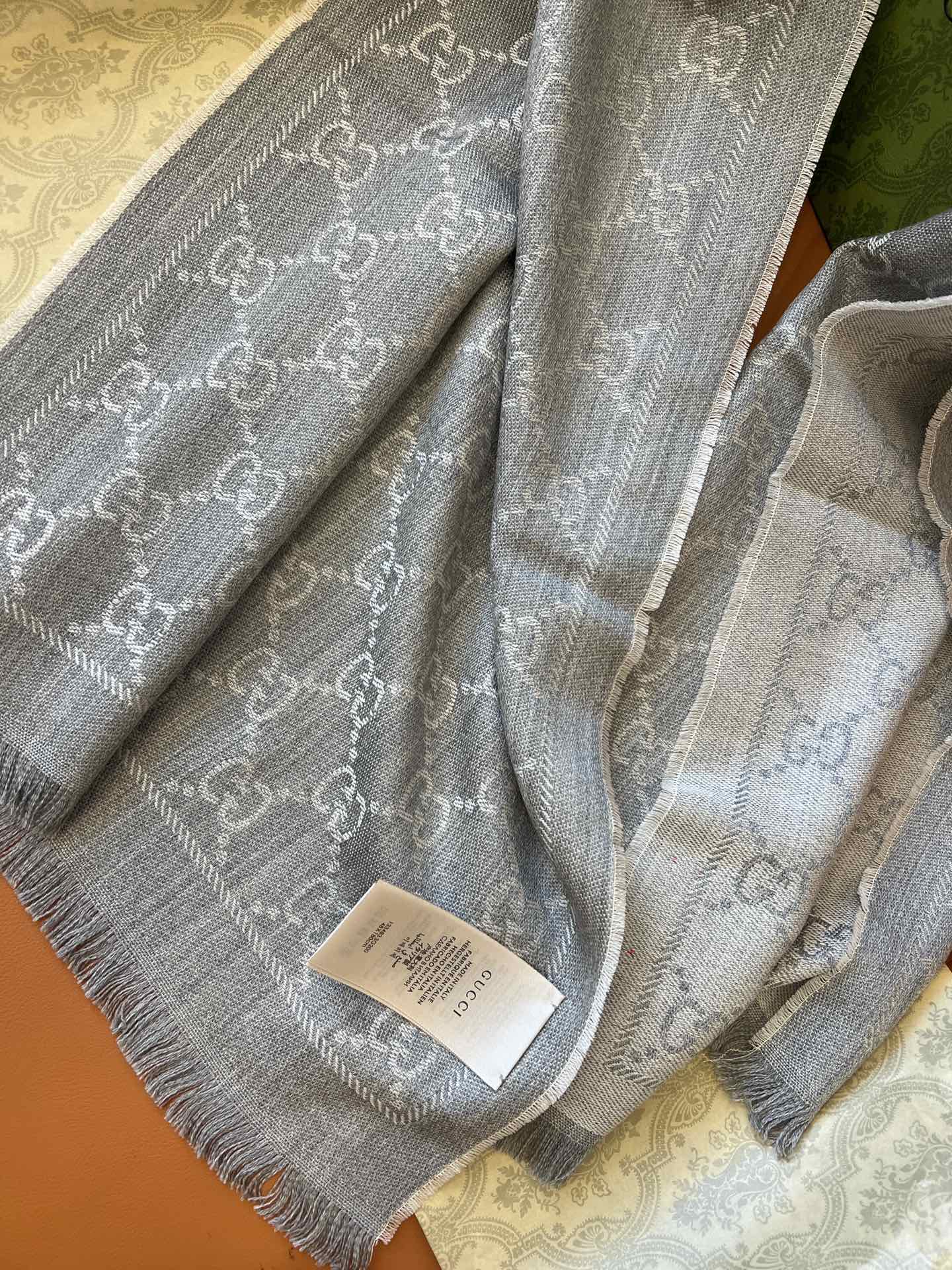 G*u*i scarf-48*180cm