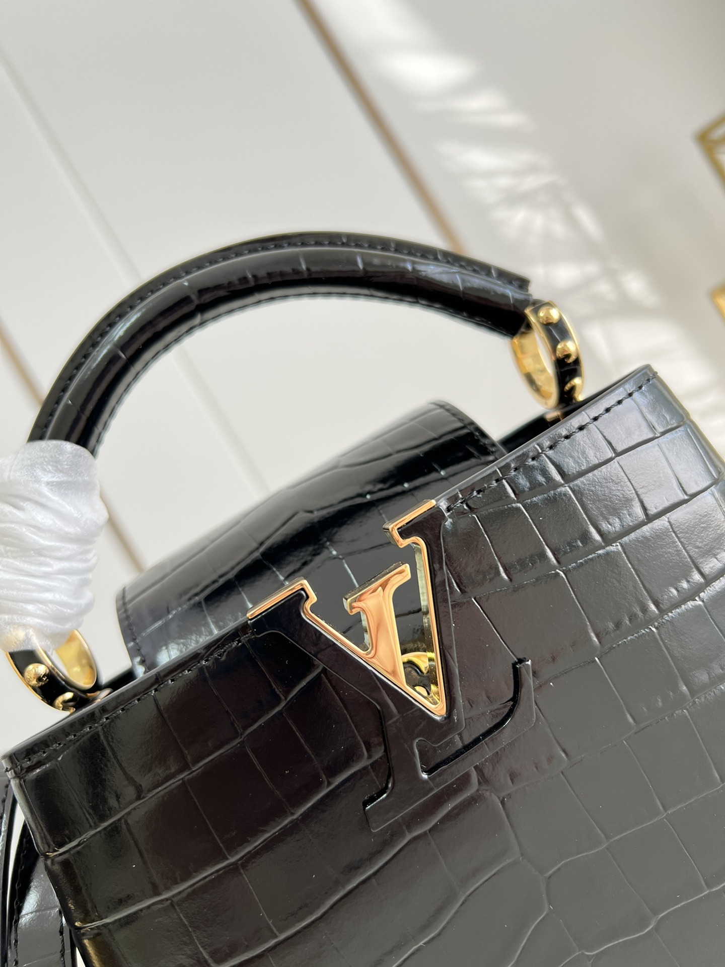 l0*is V*t0n mini capucines handlebag-21*14*8cm