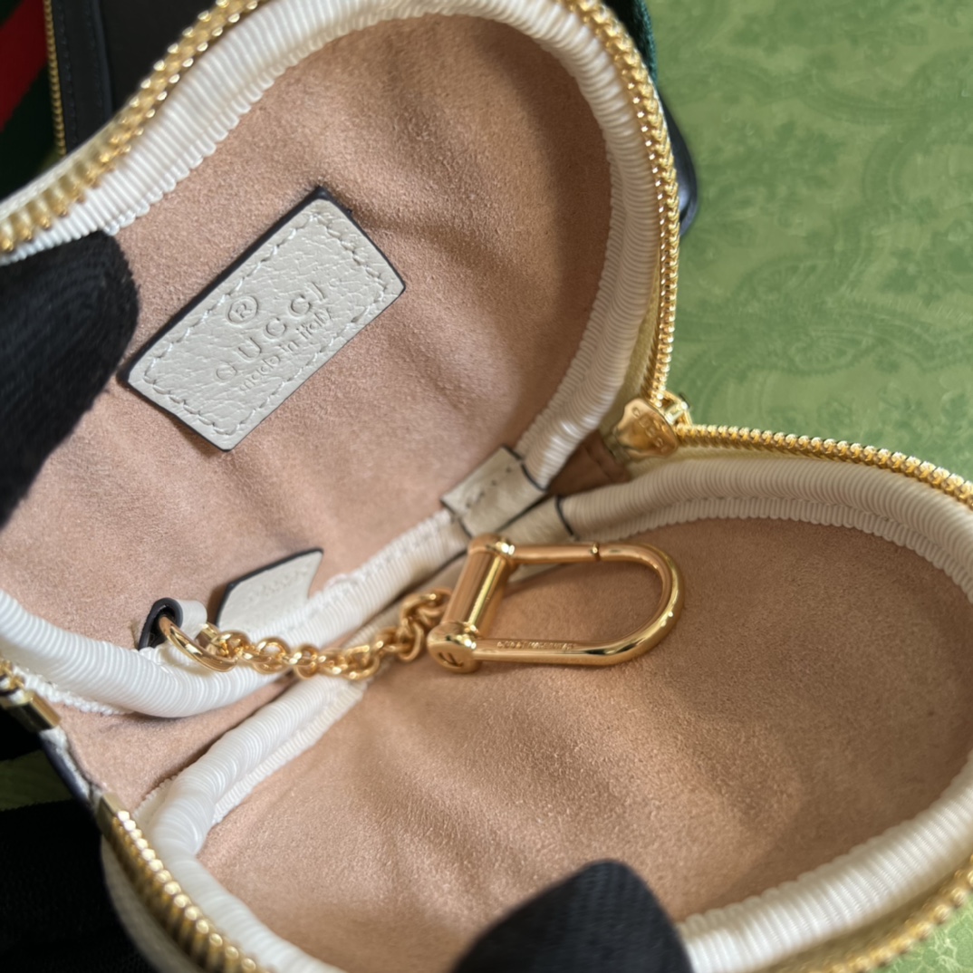 G*u*i waist bag-12*11*2&20*13cm