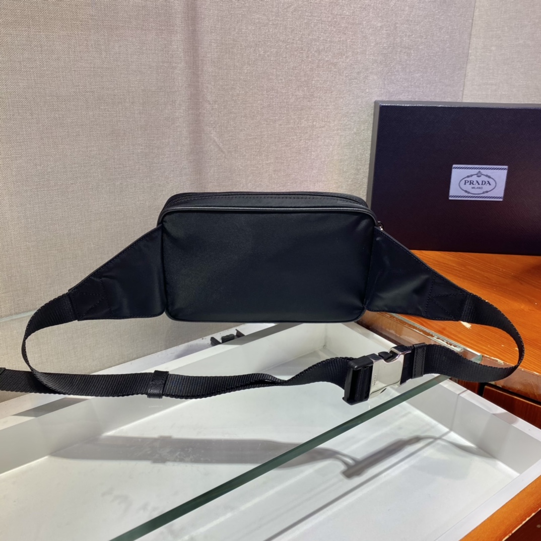 Pra*a 1bl010 waist bag -21*12.5*4.5cm