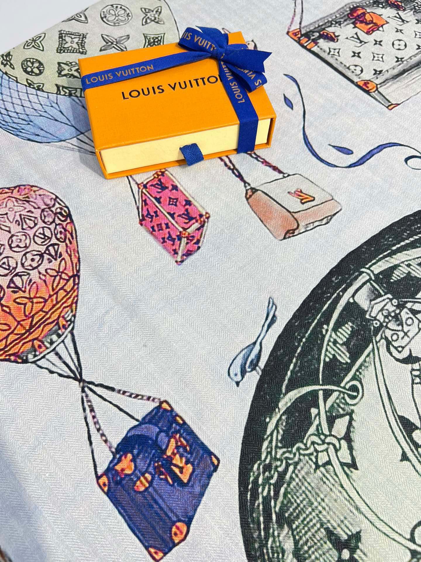 l0*is V*t0n shawls-140*140cm