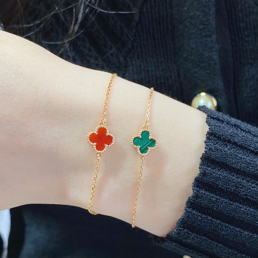 VCA Bracelet