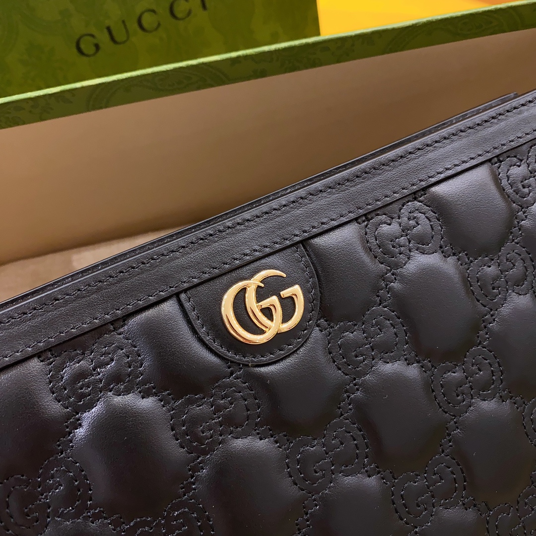 G*u*i pouch-26*20*6cm