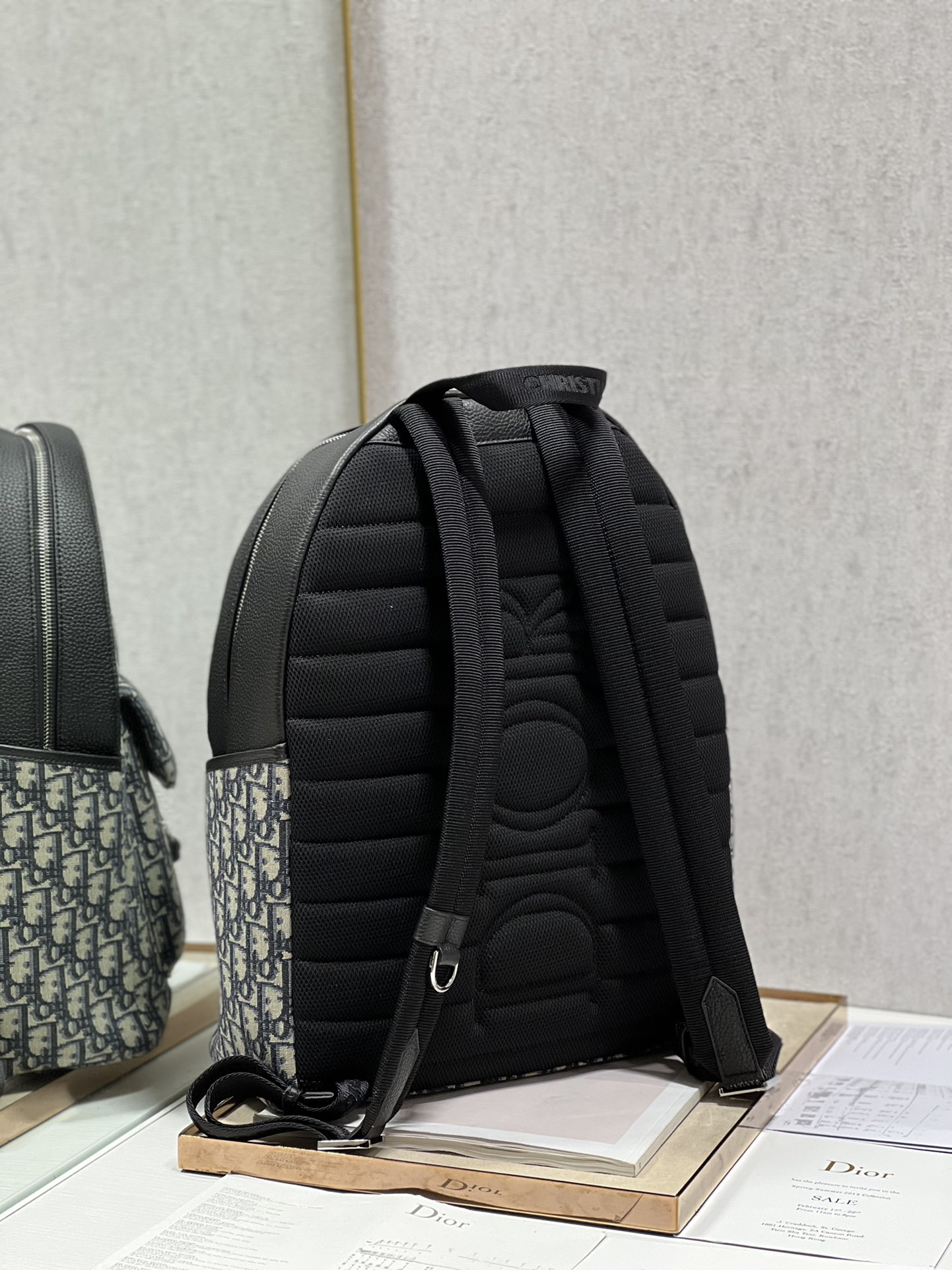 D*or oblique explorer backpack-30×42×14.5cm