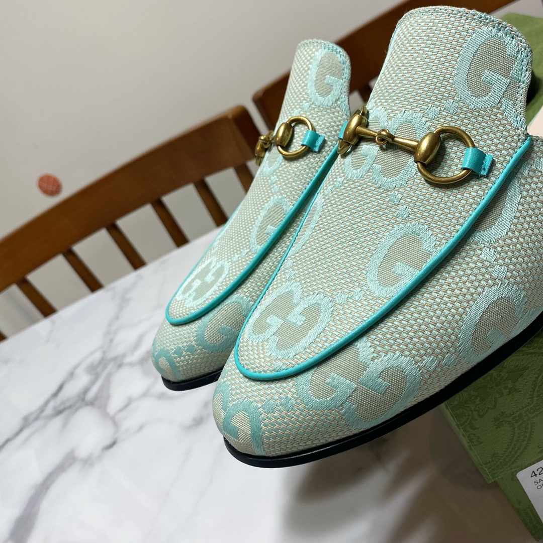 G*u*i loafers