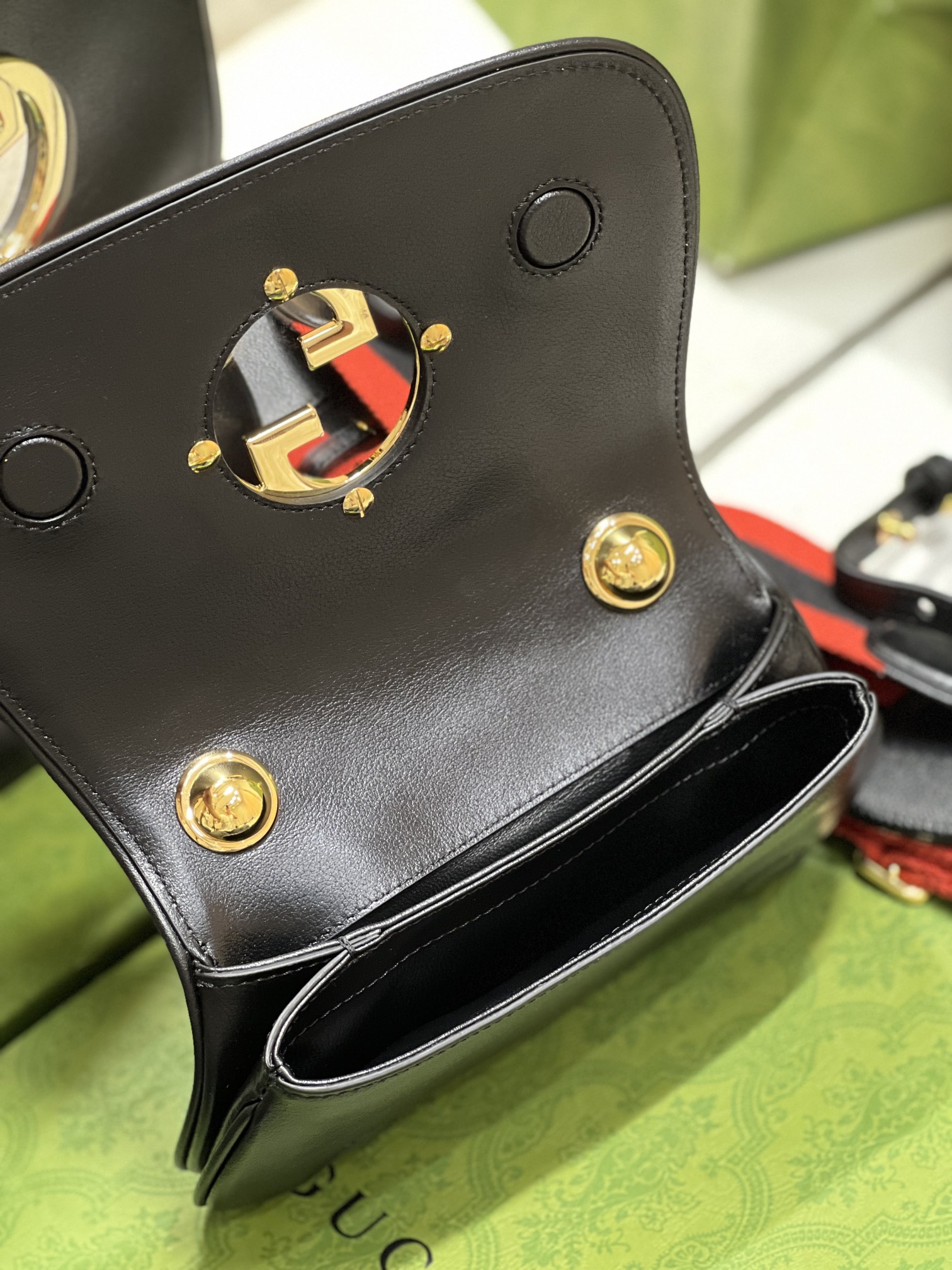 G*u*i blondie shoulder bag-22*13*5.5cm