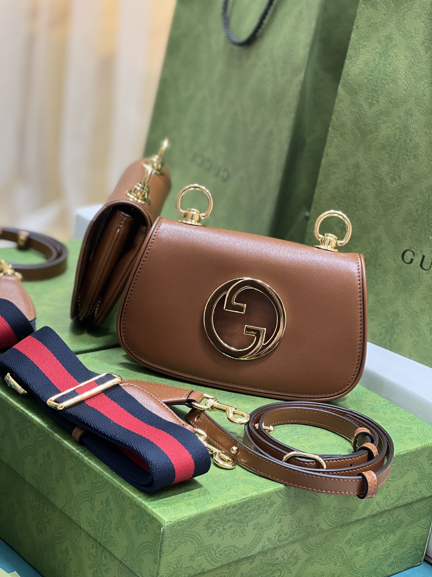 G*u*i blondie shoulder bag-22*13*5.5cm