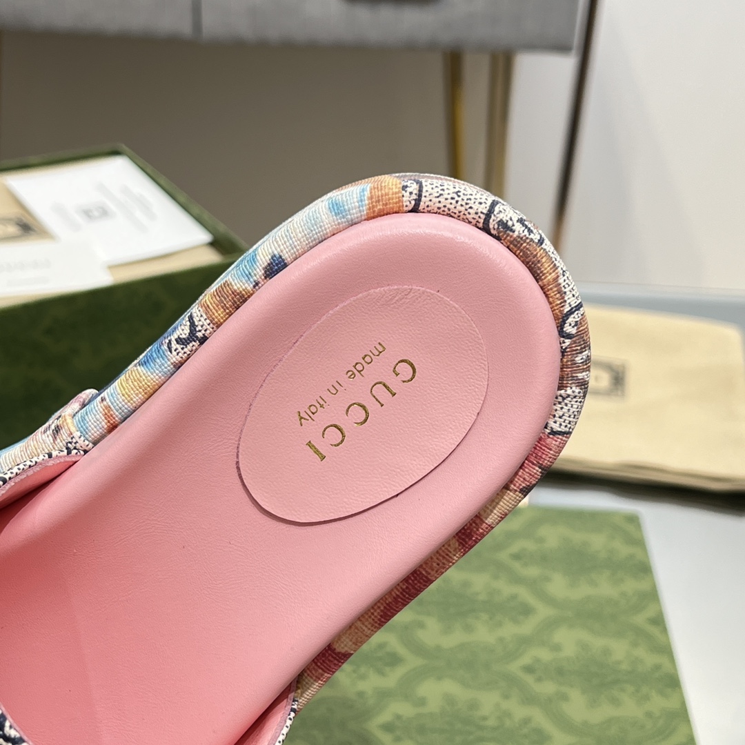 G*u*i slides(size35-43)