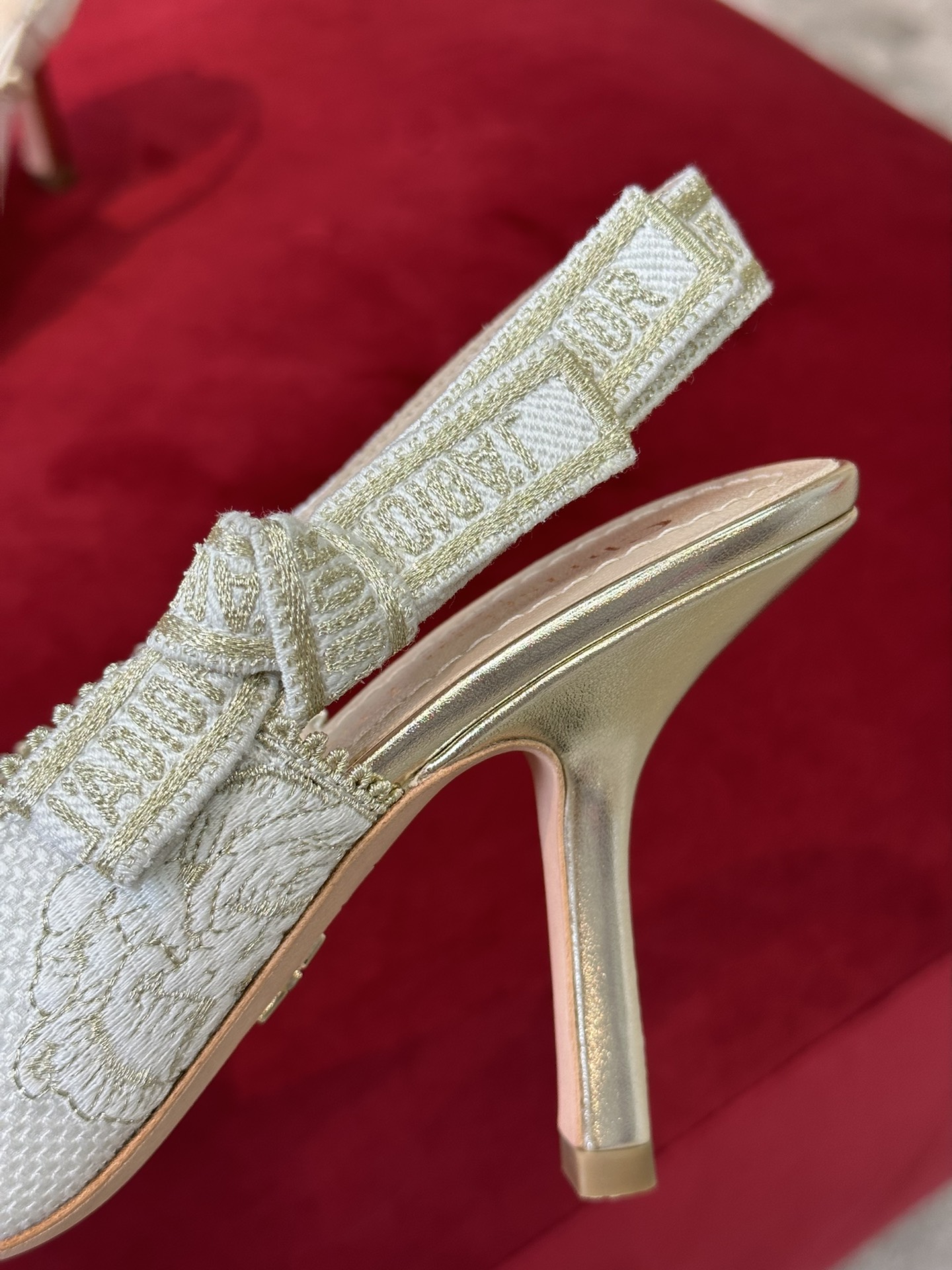 D*or slingback