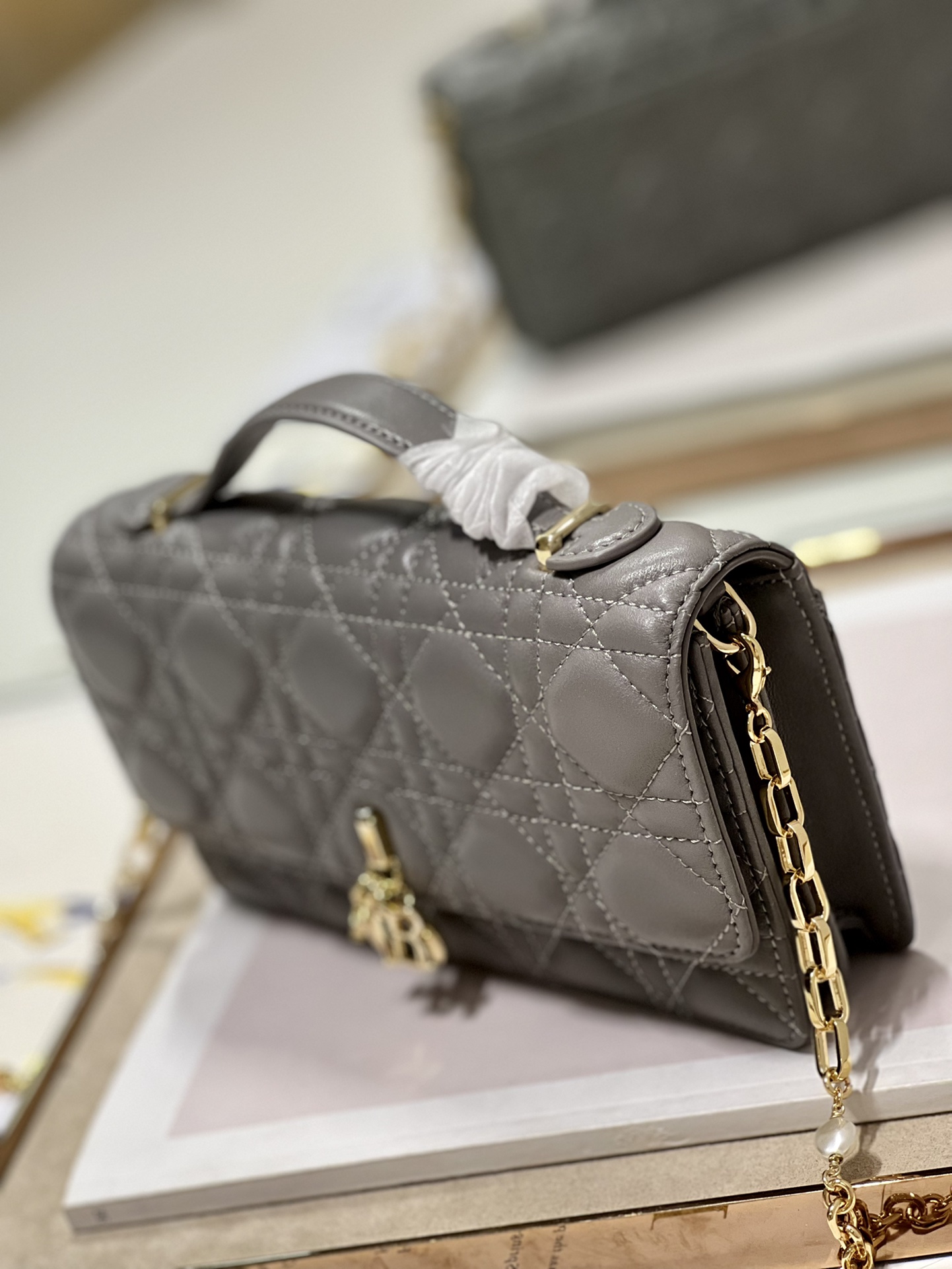 lady D*or bag-21 x 11.5 x 4.5cm