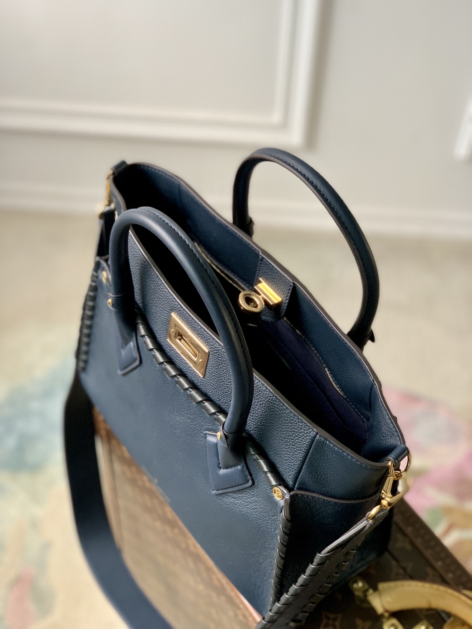 l0*is V*t0n on my side tote bag-m21569-30.5*24.5*14cm