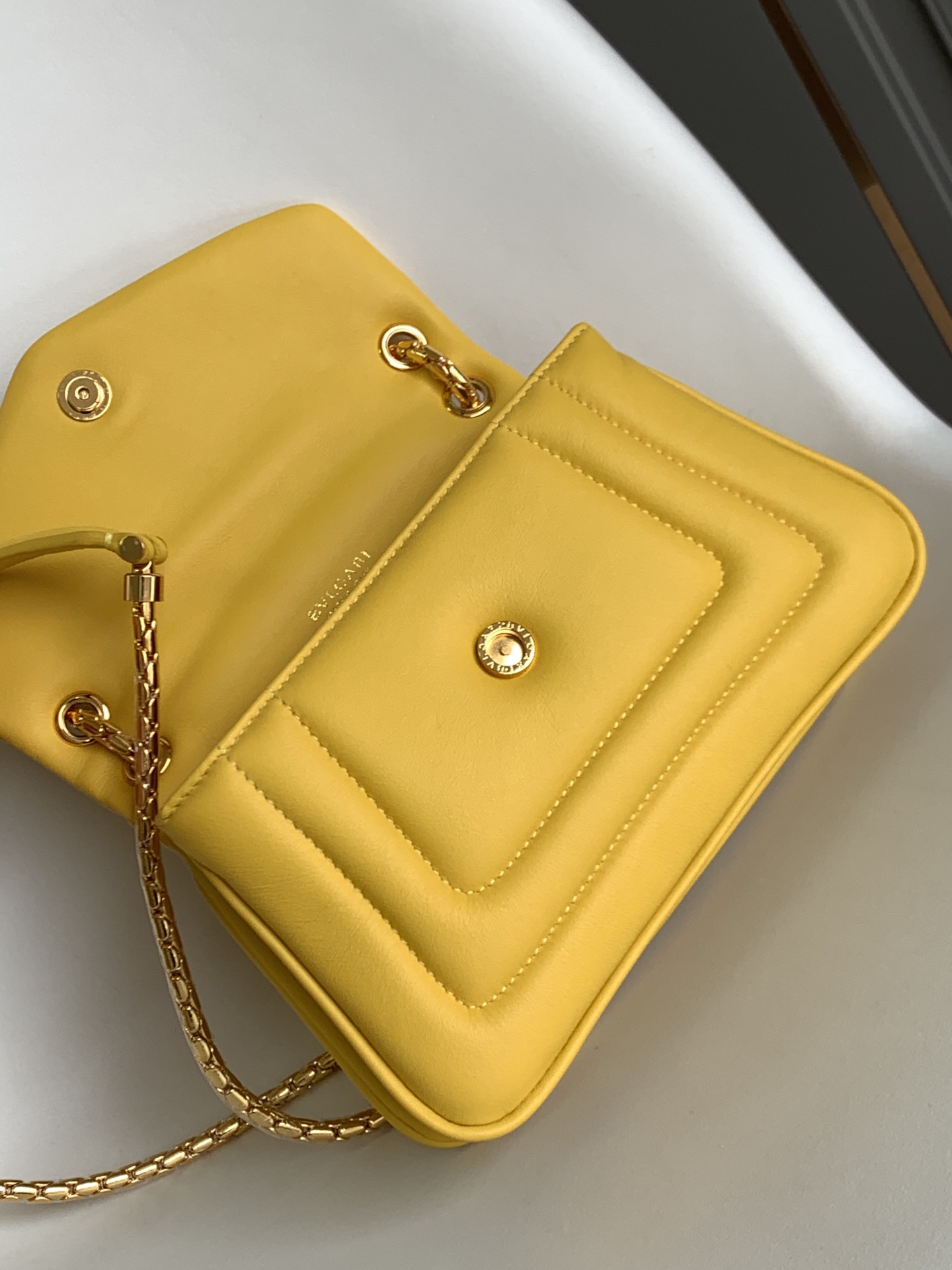 B*l*ai serpenti reverse-22.5*15*7cm