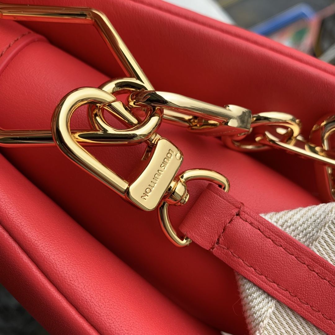l0*is V*t0n coussin handbags-26*20*12cm