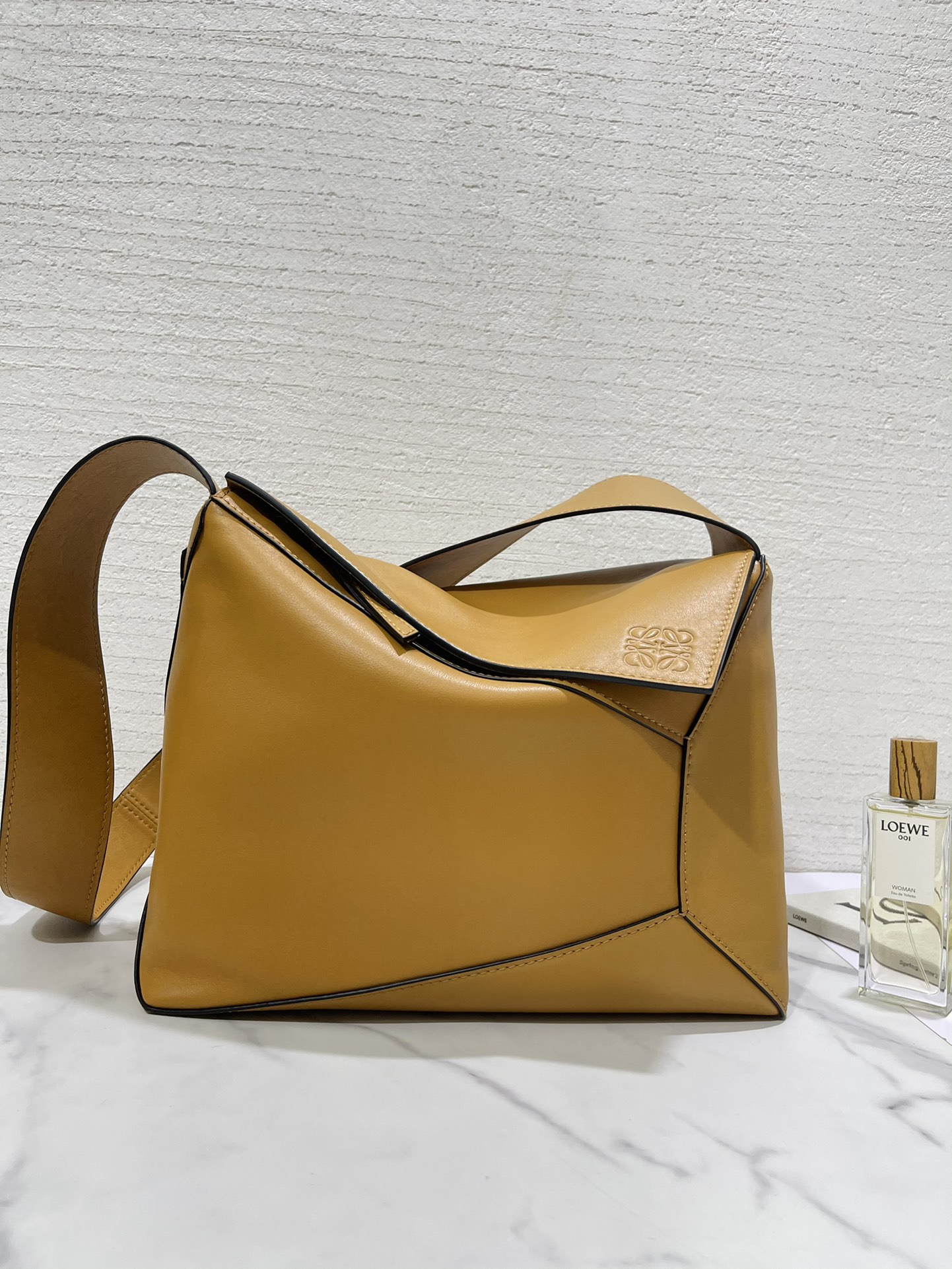 L0ew* hobo bag-33.5*16.5*24cm