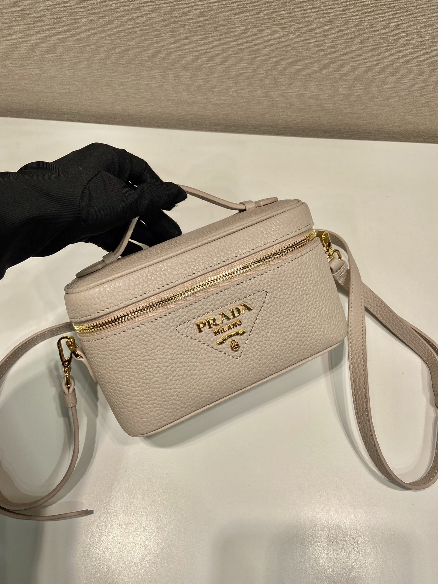 Pra*a 1bh202 cosmetic bag-18*11.5*7.5cm