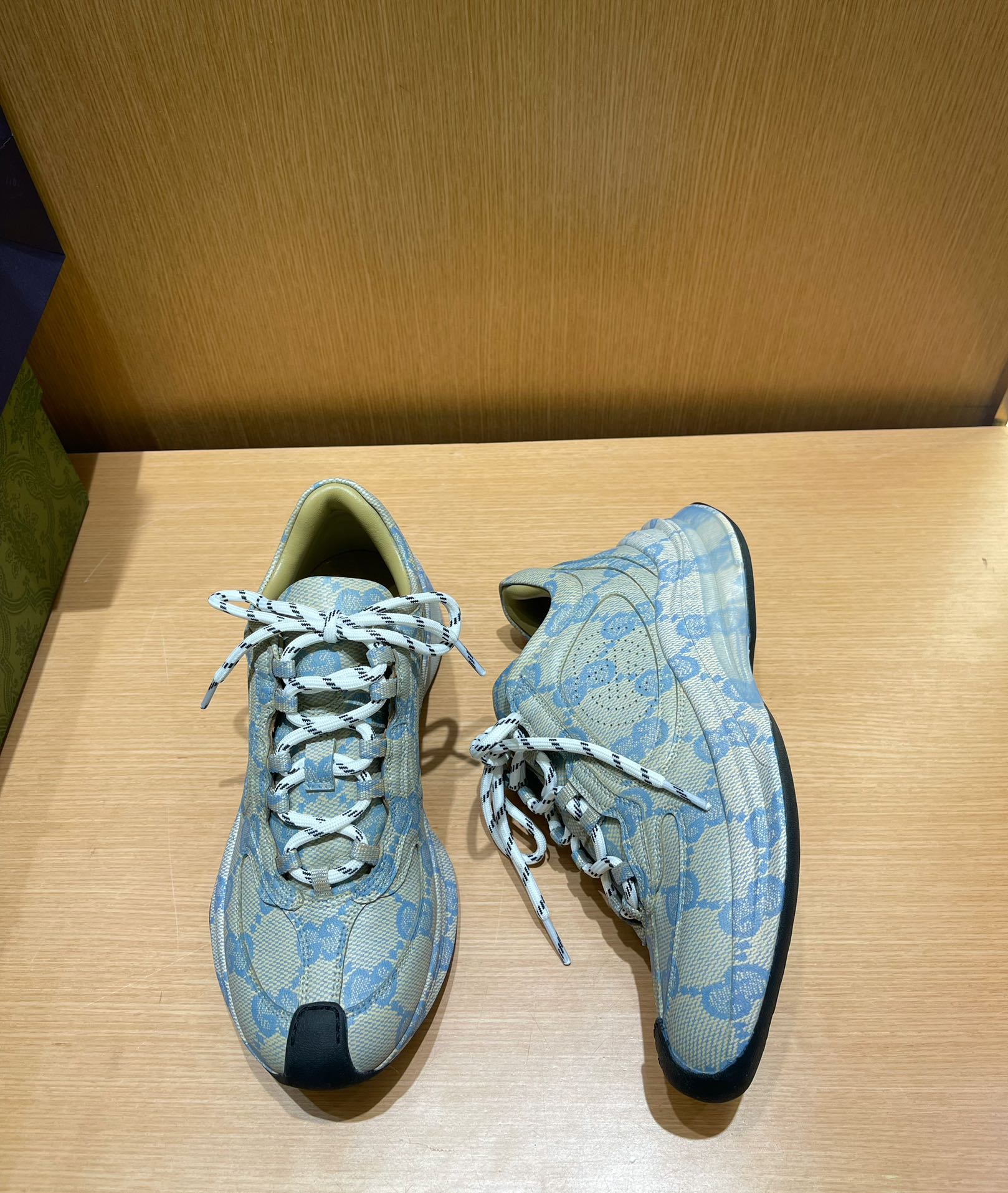 G*u*i sneakers