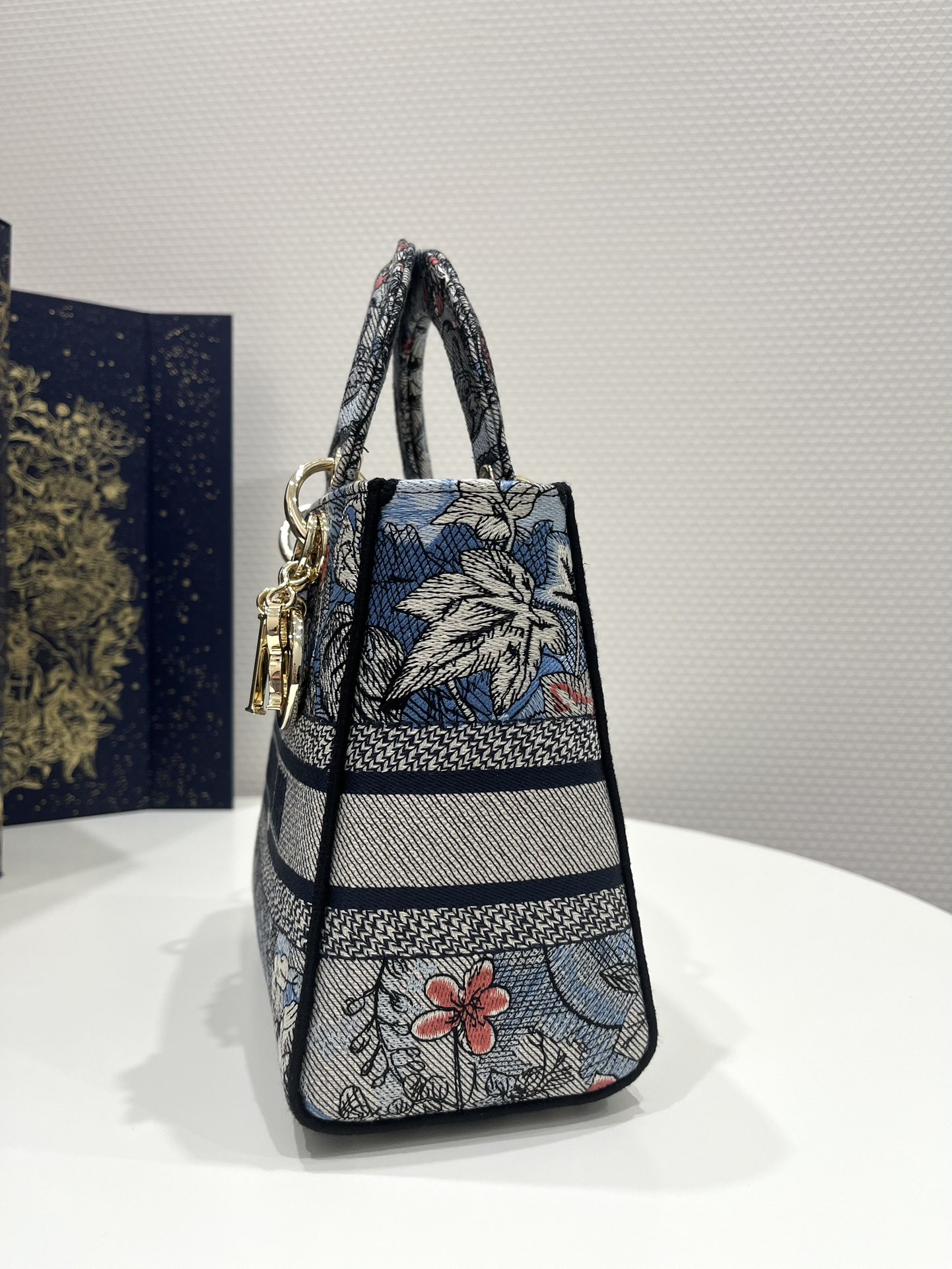 lady D*or handle bag-24×20×11cm