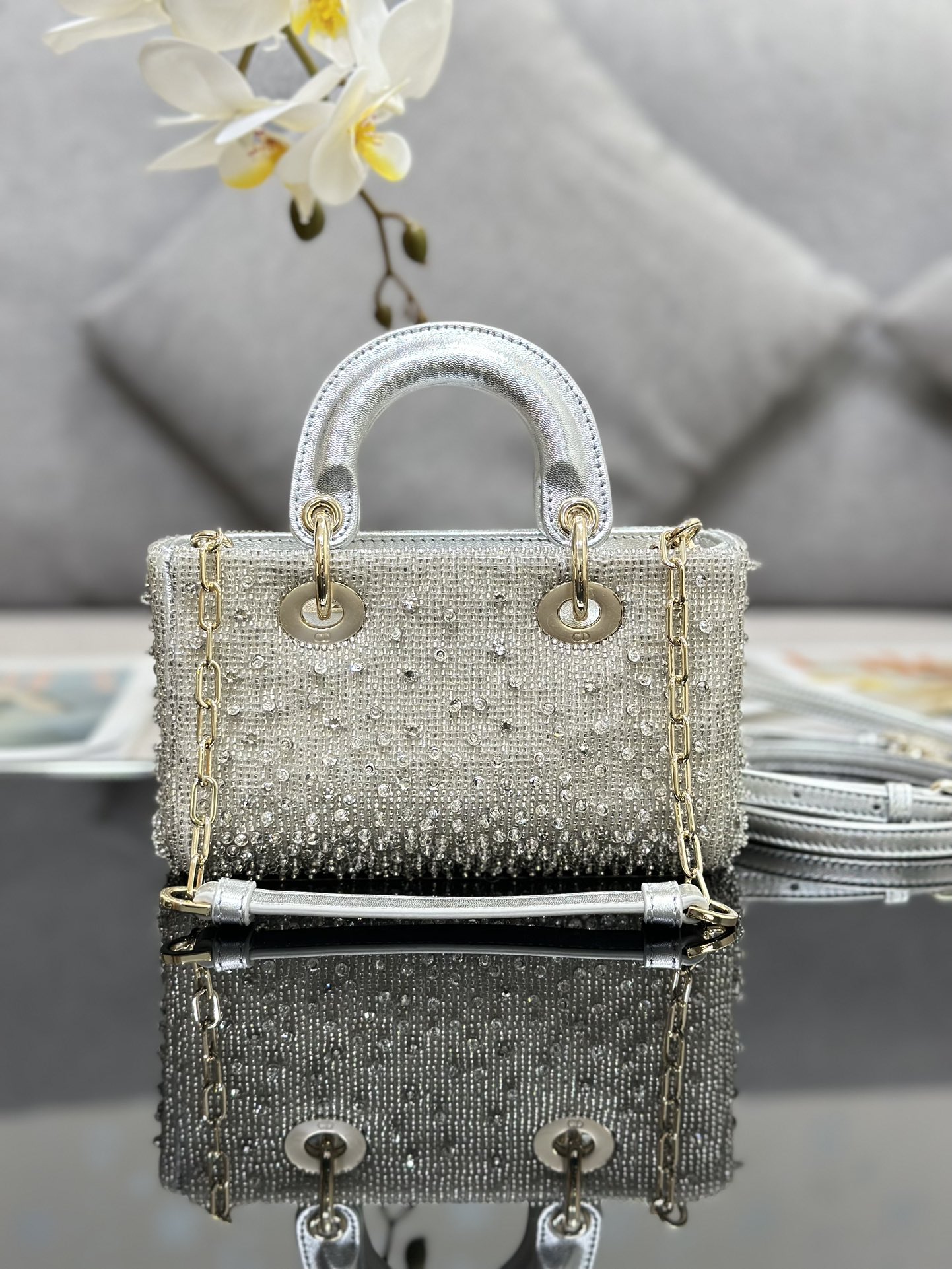 lady D*or handle bag-16 x 9 x 5cm